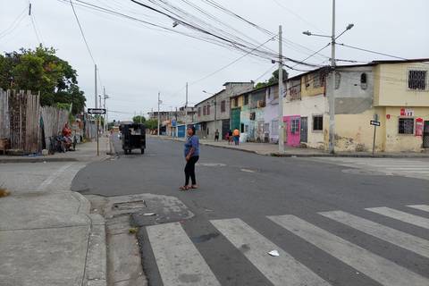 Hallan muerto a un hombre que habría sido atacado por perros pitbull