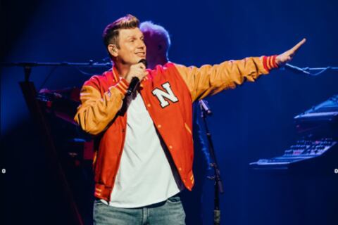 Nick Carter envía un saludo a los ecuatorianos por la situación del país y confirma la nueva fecha de su concierto postergado en Guayaquil