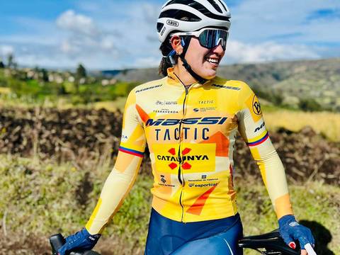 Miryam Núñez inicia participación en la Vuelta a España Femenina; Anna Henderson es la primera líder