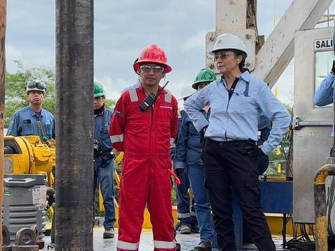 Gerente general de Petroecuador, Marcela Reinoso, inspeccionó instalaciones en Pichincha, Napo y Sucumbíos  
