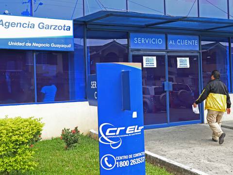 CNEL suspende atención en todas las agencias de Guayaquil tras balacera en la que una persona cayó abatida afuera de oficina en La Garzota  