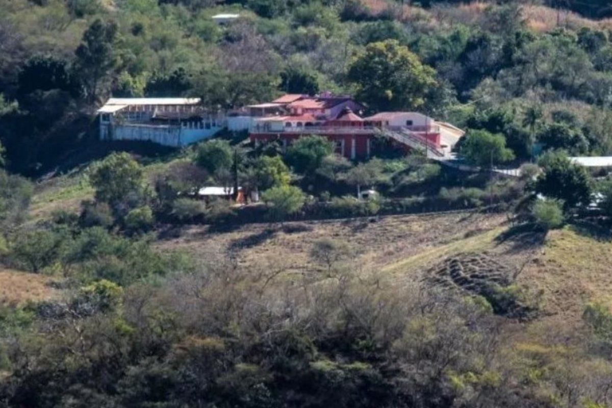La excéntrica casa que el 'Chapo' Guzmán construyó para su familia |  Internacional | Noticias | El Universo, image size:1200x800
