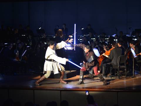La Fuerza acompañó a los músicos de la Orquesta Sinfónica de Guayaquil en su concierto ‘Force of Destiny’ para celebrar el Star Wars Day