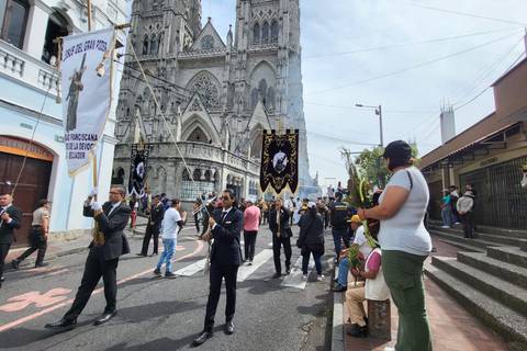 Procesión de Domingo de Ramos marca el inicio de actividades de Semana Santa en Quito