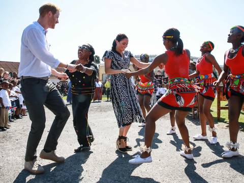 El príncipe Enrique y Meghan denuncian la violencia contra las mujeres, en Sudáfrica