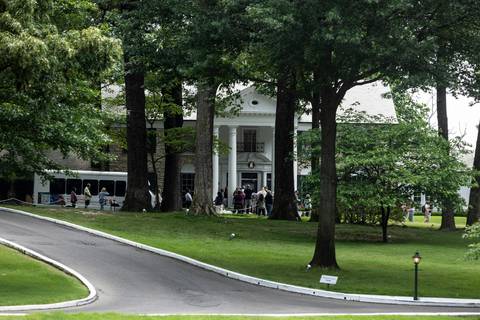 Juez paraliza venta de Graceland, la legendaria mansión de Elvis Presley en Tennessee