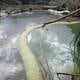 Autoridades exigen informe ambiental y remediación por derrame de combustible en ríos Viche y Esmeraldas