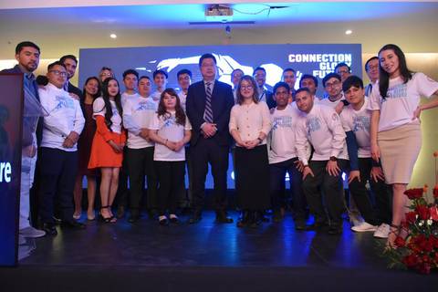 Estudiantes universitarios del Ecuador, finalistas en la Huawei ICT Competition, viajarán a China