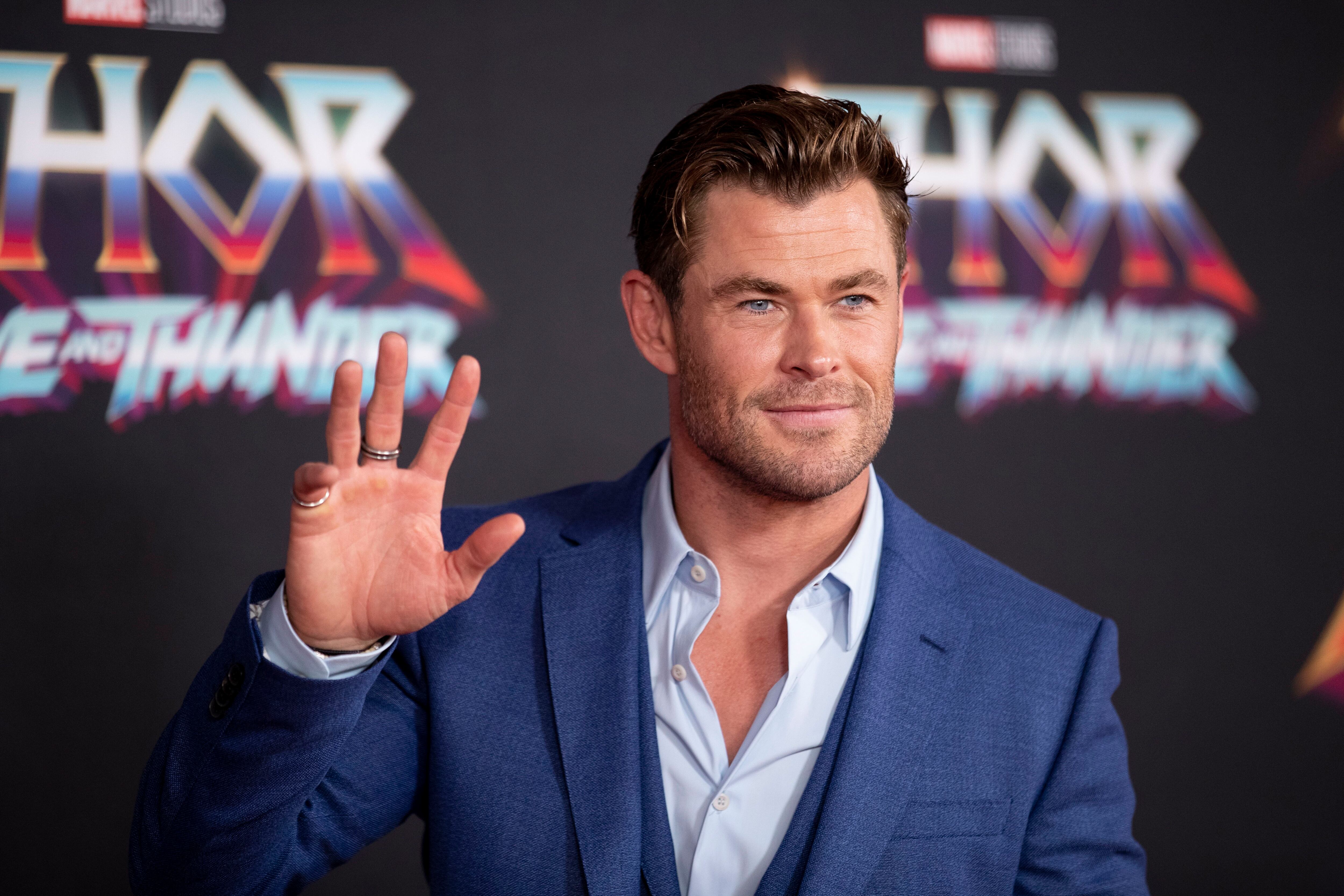 Querido Thor: O Ator Chris Hemsworth Diagnosticado com Alto Risco de  Alzheimer