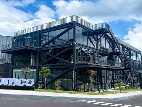 La empresa Umco inauguró nueva planta industrial de 12.382 metros cuadrados en Machachi