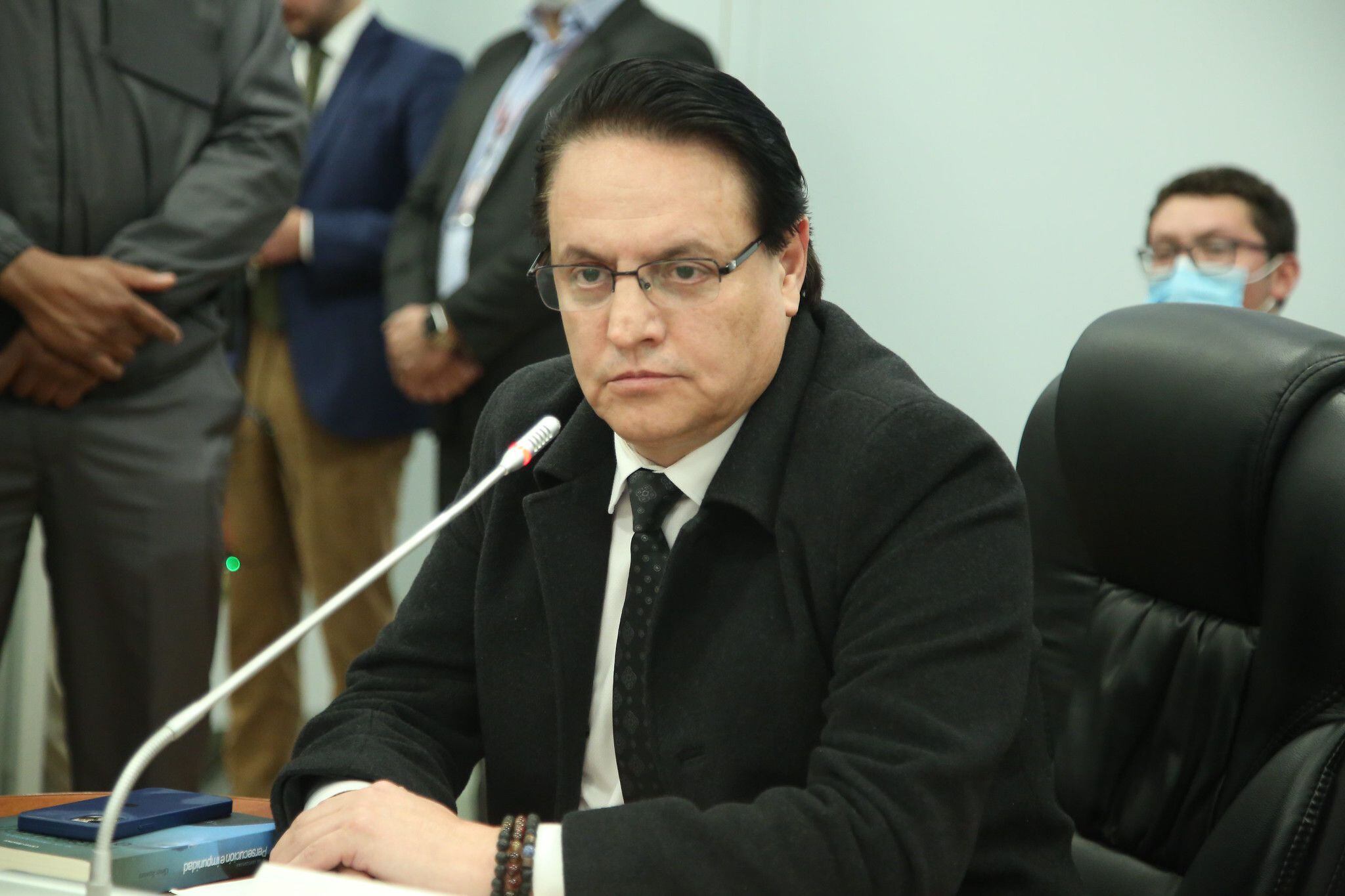 Fernando Villavicencio responsabiliza al correísmo del atentado a su domicilio