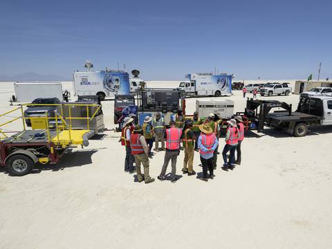 La nave no tripulada Starliner aterriza en el desierto de Nuevo México