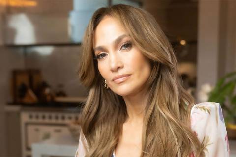 Jennifer Lopez se identifica con publicación de Instagram sobre relaciones de pareja en medio de rumores de divorcio ¿Quién es la coach a la que dio like?