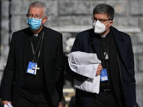 Los obispos franceses admiten la responsabilidad eclesial en los casos de abusos