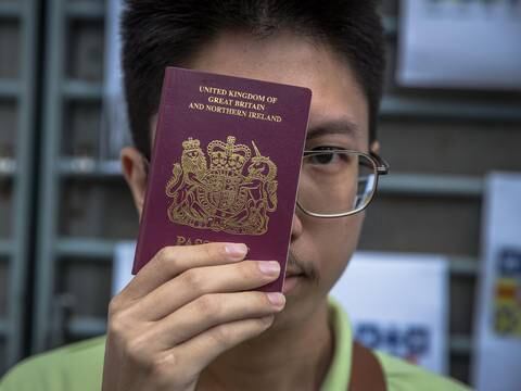 Reino Unido inicia plan de visados, con miras a ciudadanía, para cerca del 70% de la población de Hong Kong