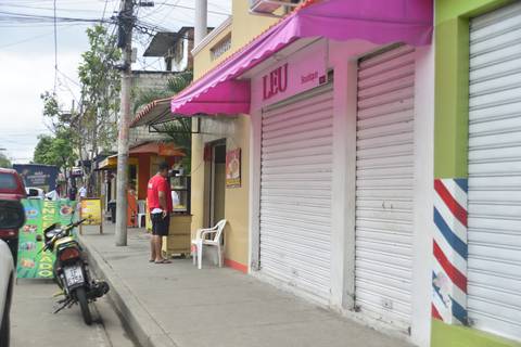‘No trabajar un día es perder más de $ 100, hay que pagar a trabajadores, suministros. No podemos seguir así”, dicen dueños de negocios en Guayaquil 