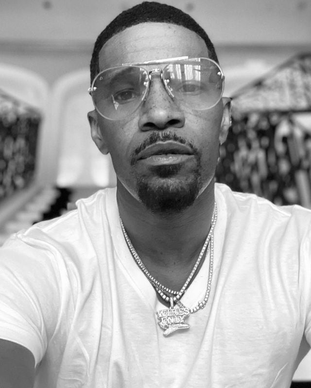 Jamie Foxx tuvo que ser ‘resucitado’ tras un accidente cardiovascular: ‘Tiene mucha suerte de estar vivo’