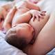 La lactancia materna prolongada protege contra la obesidad en la edad adulta, indica estudio