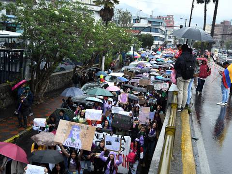 Una cuenta en redes sociales expone historias de presunto acoso sexual de sujeto que se identifica como fotógrafo