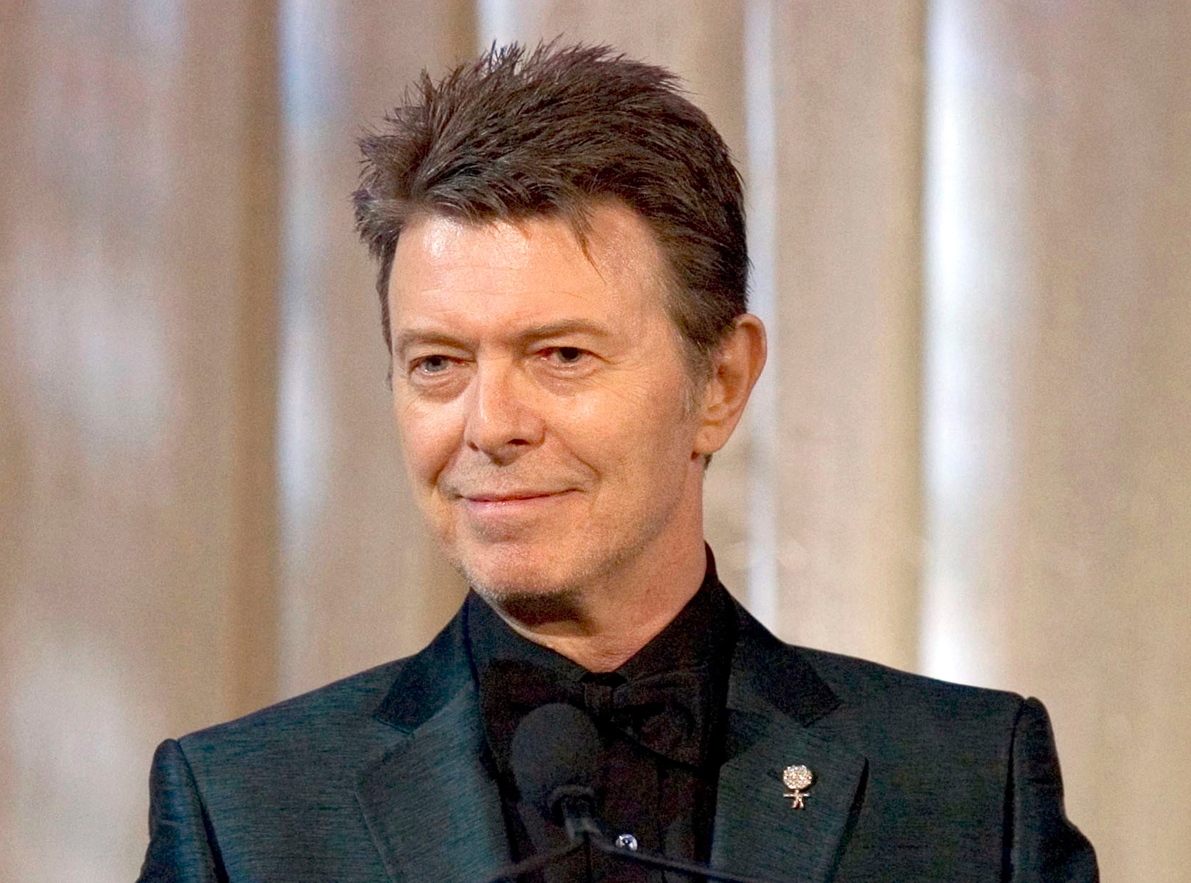 Los derechos sobre las canciones de David Bowie, vendidos a Warner