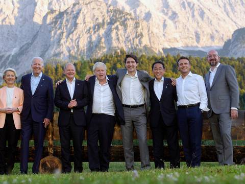Joe Biden presenta en la reunión del G7 el proyecto de un cable submarino que unirá Europa y Asia
