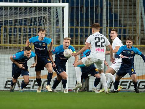 ‘280 minutos’ duró un partido de fútbol en Ucrania