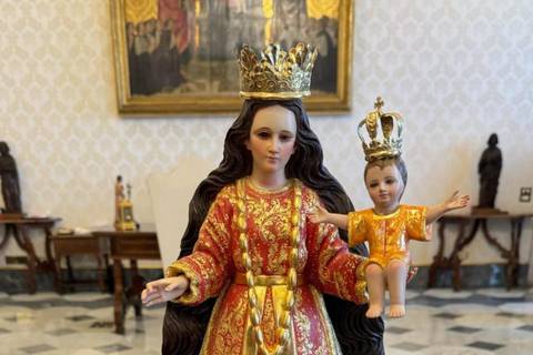 Virgen del Cisne que entregó Daniel Noboa al papa Francisco fue hecha en Imbabura
