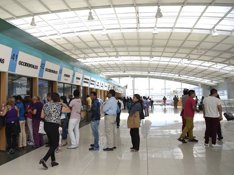 Terminales terrestres de Quito alistan operativo por el feriado del 9 de octubre