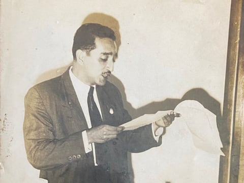 “Si mi padre estuviera vivo, fuera un amante de la buena tecnología”: Se recuerda el centenario del escritor Hugo Salazar Tamariz (1923-1999)