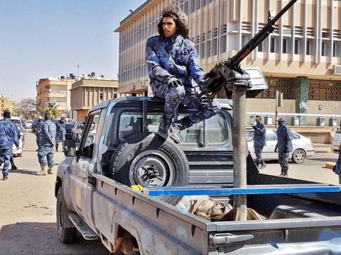 Combates en afueras de Trípoli pese a pedido de tregua de ONU
