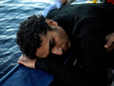 818 personas que intentaban llegar a Europa son devueltas a Libia