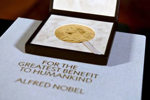 Más de 900 mil dólares, lo que recibirán de dinero los Premios Nobel 2022