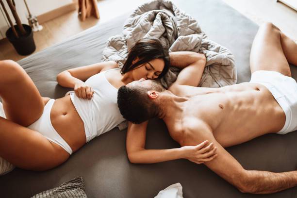 Sexo: Cinco juegos eróticos que puedes realizar con tu pareja en