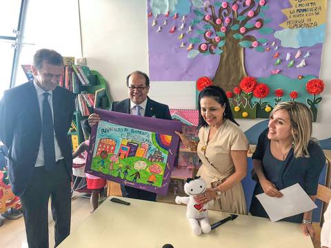 Ecuador firma memorándum de entendimiento con hospital pediátrico en Roma, para atención de niños en el país