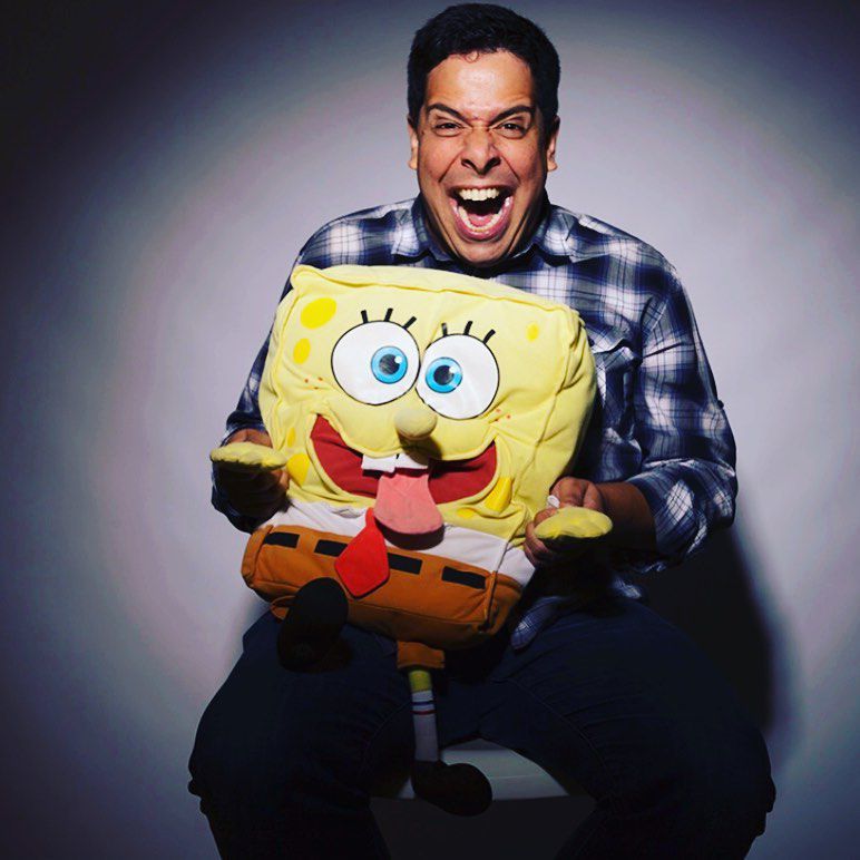 Luis Carreño, la voz oficial de Bob Esponja en español, celebrará 30 años de trayectoria con un espectáculo en Guayaquil: ‘Mi trabajo deja alegría, ilusión y tolerancia’
