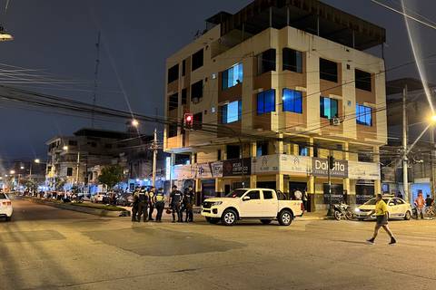 Cuatro hombres fueron asesinados en un edificio en Machala, provincia de El Oro