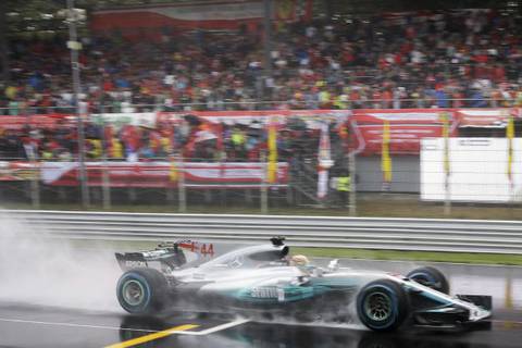Hamilton bate marca de Schumacher en F1