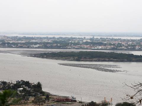 Dragado del río Guayas debe ser completo, no como hasta ahora que han sido medidas 'parches', coinciden expertos