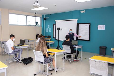 Desde este lunes, 11 de abril, se inicia la matriculación ‘online’ en planteles fiscales para año escolar 2022-2023 en el régimen Costa-Galápagos 