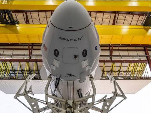“Próxima parada, SpaceX”: adolescente de 14 años se gradúa de ingeniero y trabajará en esta empresa de Elon Musk