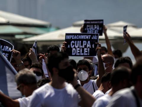 En Brasil, las protestas solicitan la destitución de Bolsonaro tras su amenaza a instituciones