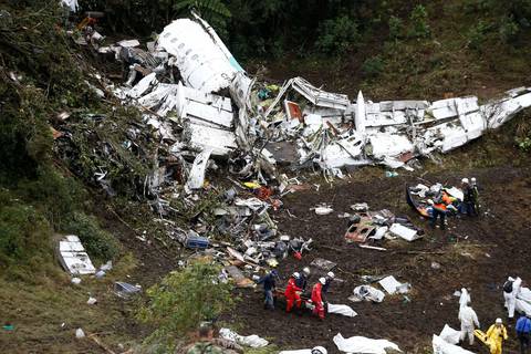 Falta de combustible y negligencia causaron tragedia aérea del Chapecoense, según informe