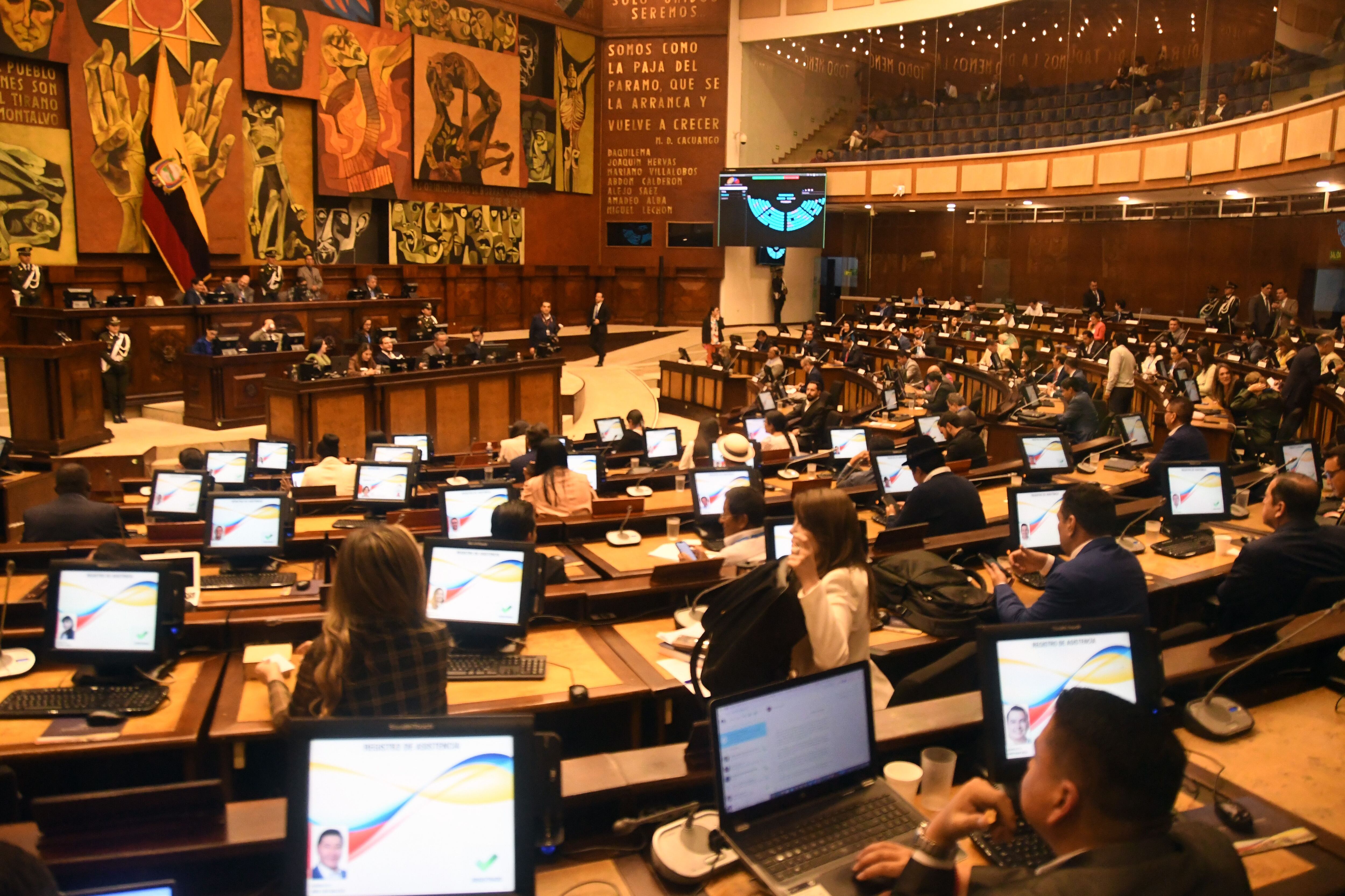 Estos son los puntos principales de la Ley para la igualdad salarial entre mujeres y hombres que aprobó la Asamblea Nacional en esta semana | Política | Noticias | El Universo