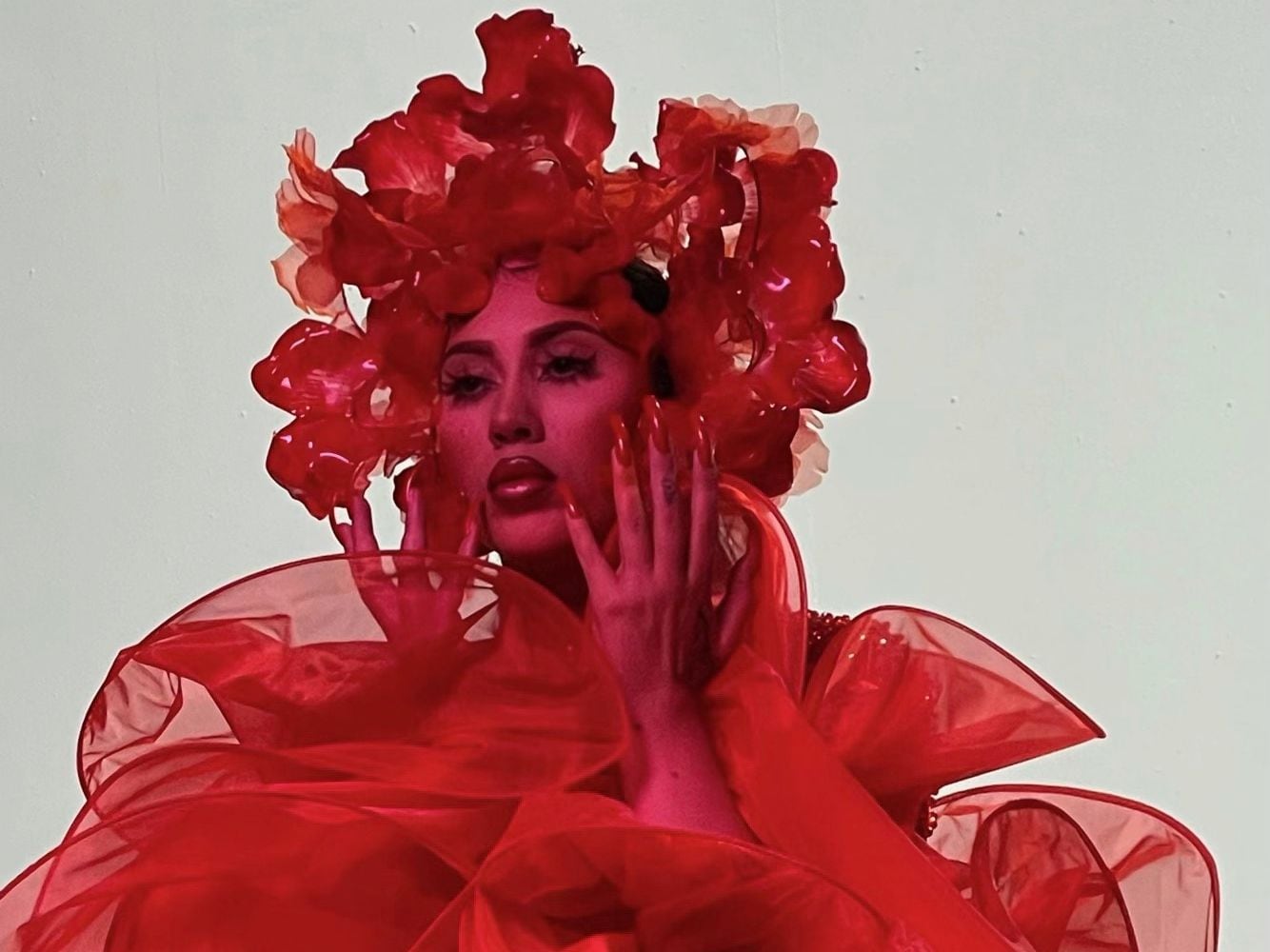 Kali Uchis, la cantautora de ‘Telepatía’, estrena sencillo en inglés, titulado ‘I Wish You Roses’