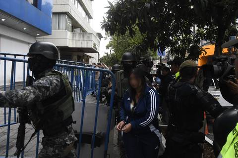 La hermana de Colón Pico,  detenida en operativo, ha sido implicada en otros delitos en años anteriores