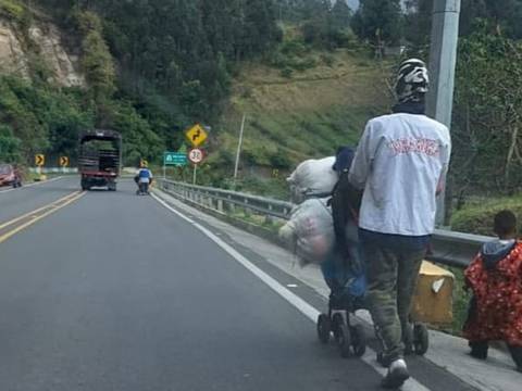 Venezolanos que salen de Perú no llegan masivamente al puente internacional  Rumichaca: ¿se están quedando en el país?