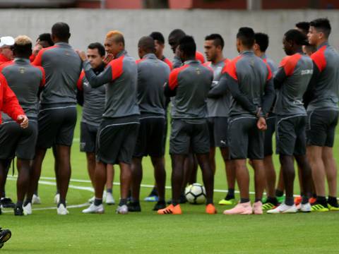  Liga (Q) ante Santa Fe, en Noche Blanca