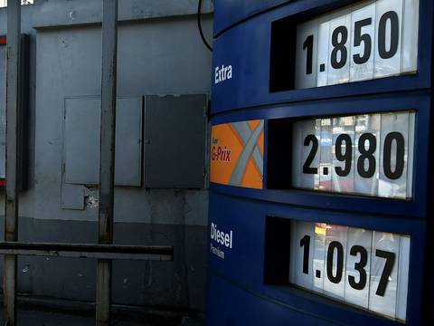 Precio de gasolina Súper se redujo a $ 2,98
