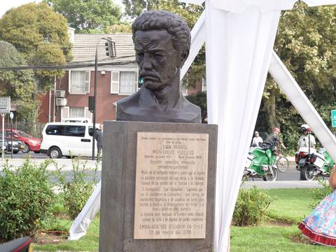 Escritor ambateño Juan Montalvo tiene ahora un busto en parque Ecuador de Santiago de Chile