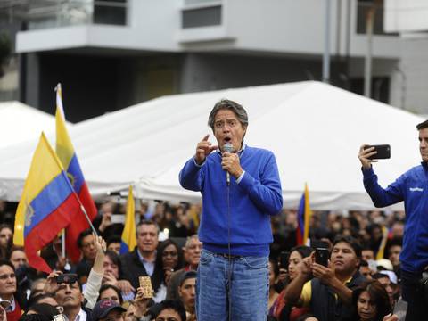 Guillermo Lasso estuvo en las protestas de CREO en Quito y Guayaquil